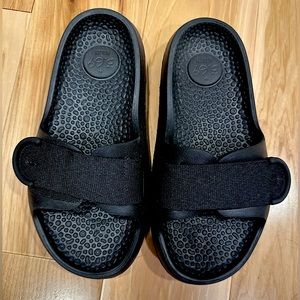 Allbirds Sugar Sliders size 7 women’s black